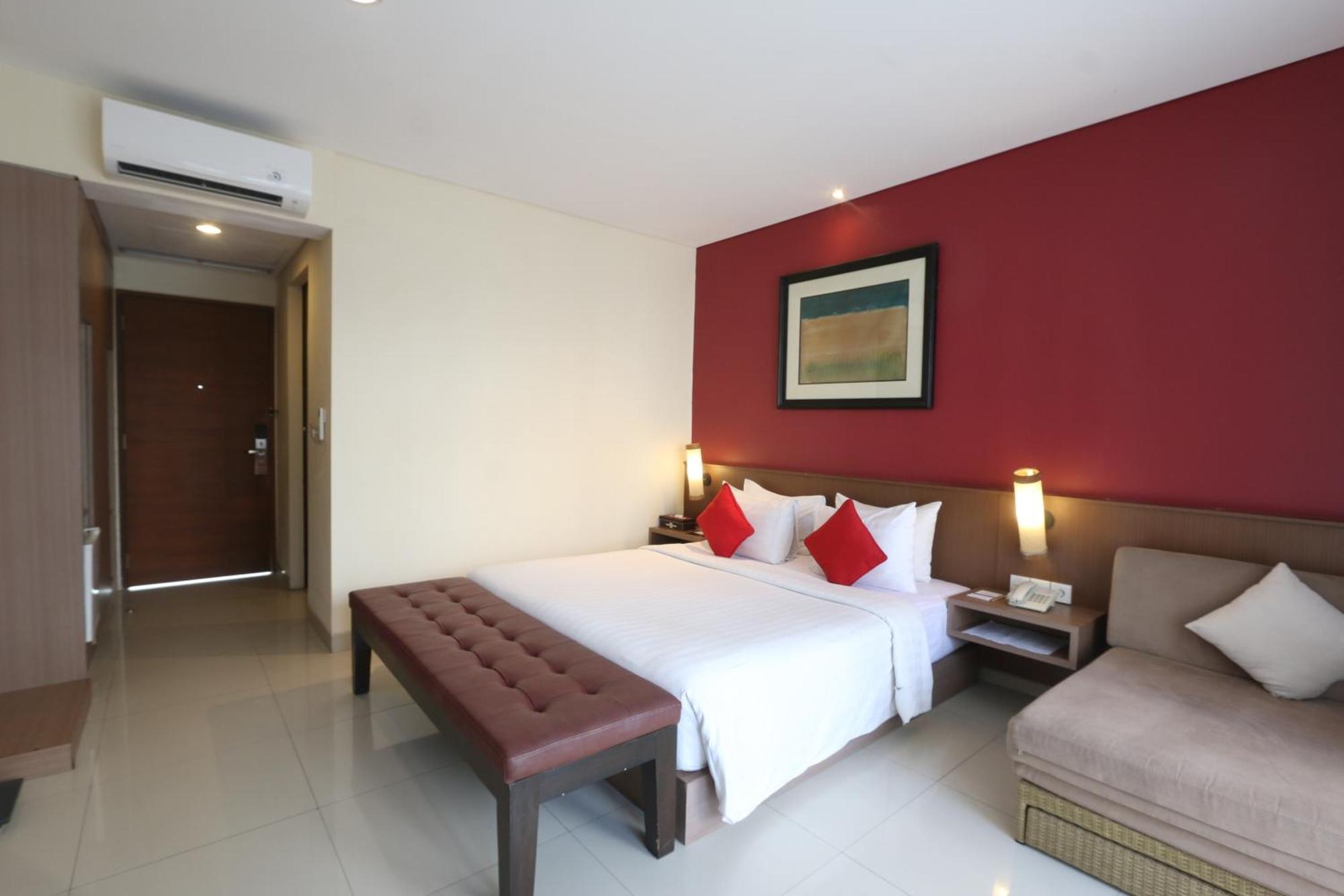 Grand La Walon Hotel Legian Kültér fotó