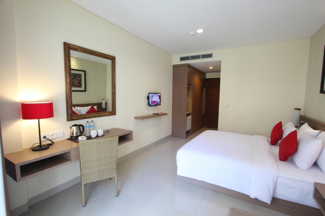 Grand La Walon Hotel Legian Kültér fotó